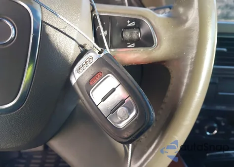 2010 Audi Q5 3.2 Premium из США, поврежденный, VIN WA1LKAFP5AA058709